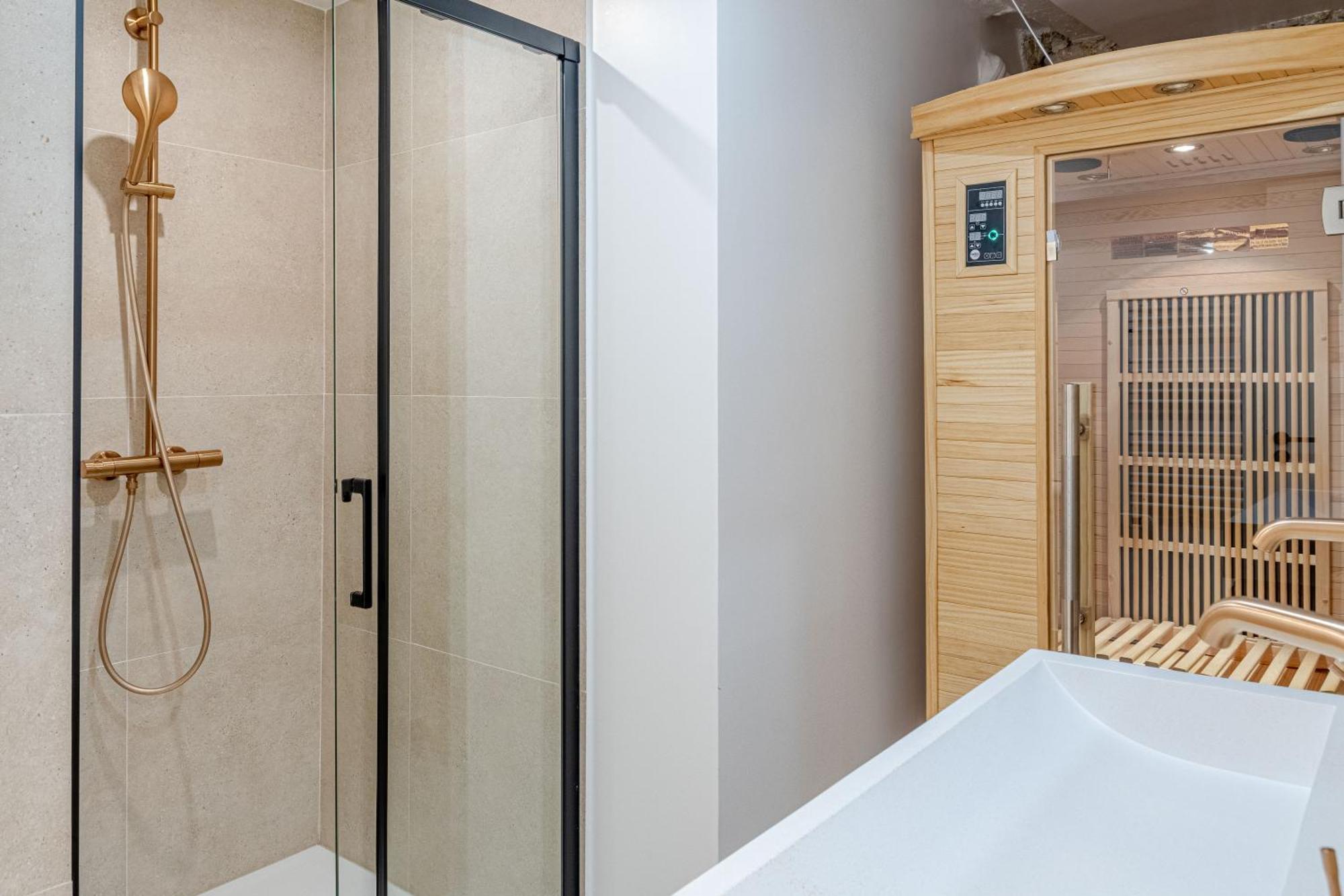 Lavie Maison A C & Sauna Paris Exterior photo